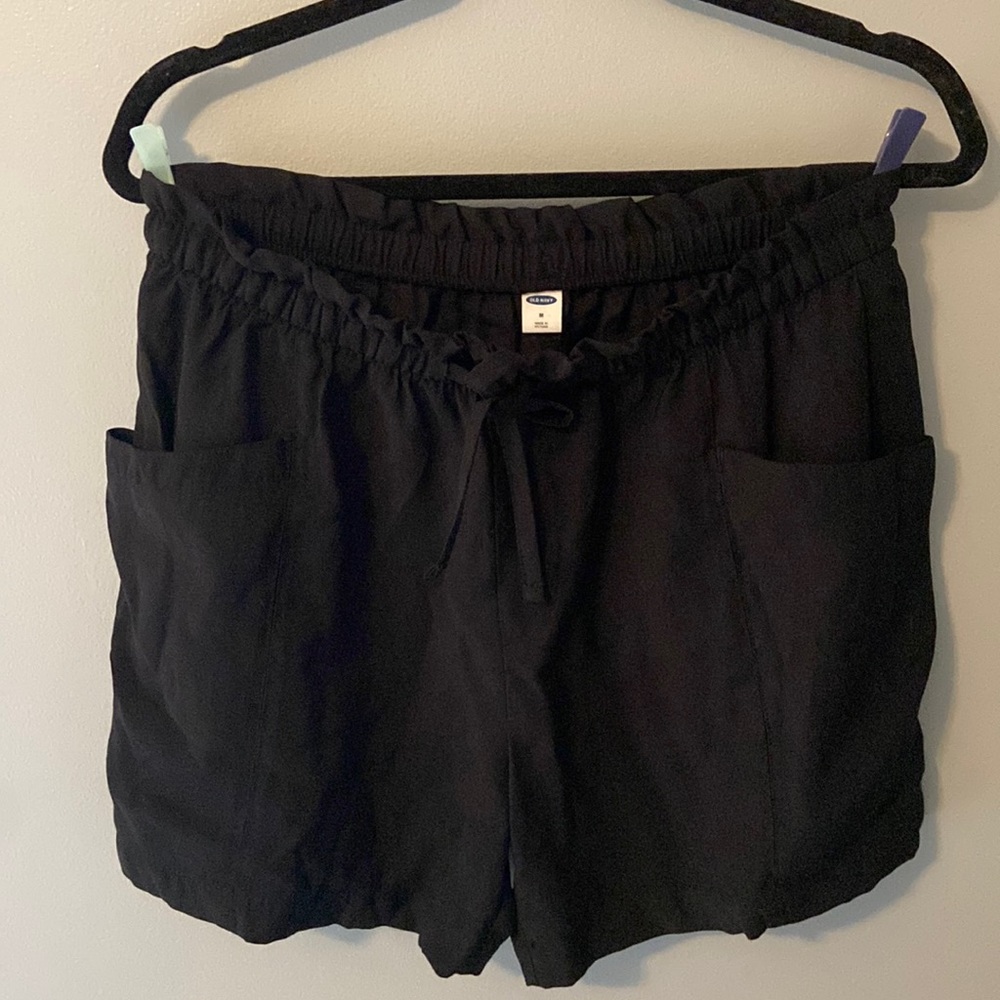 Old navy shorts with front pockets
